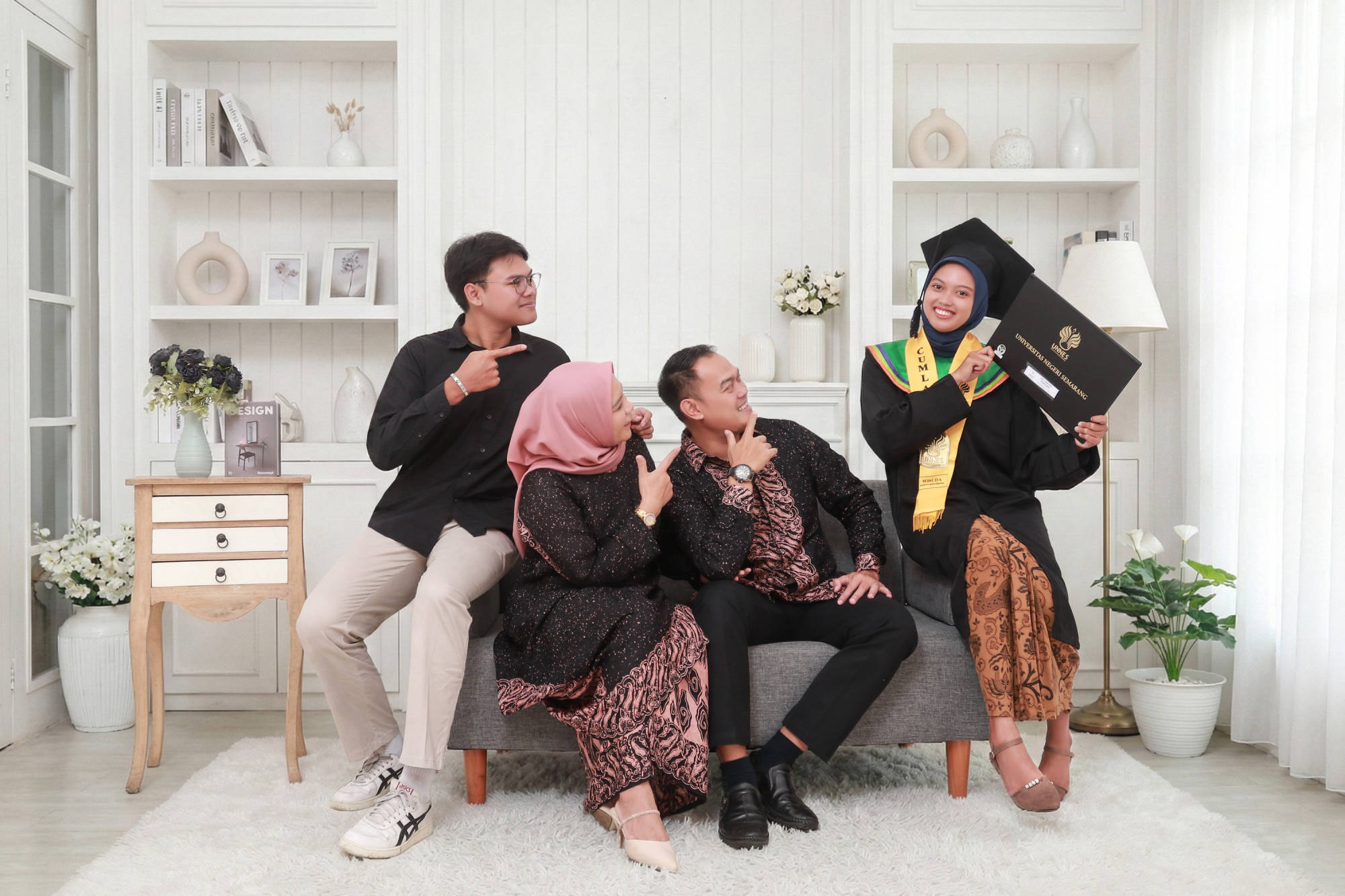 Foto Keluarga Wisuda Murah