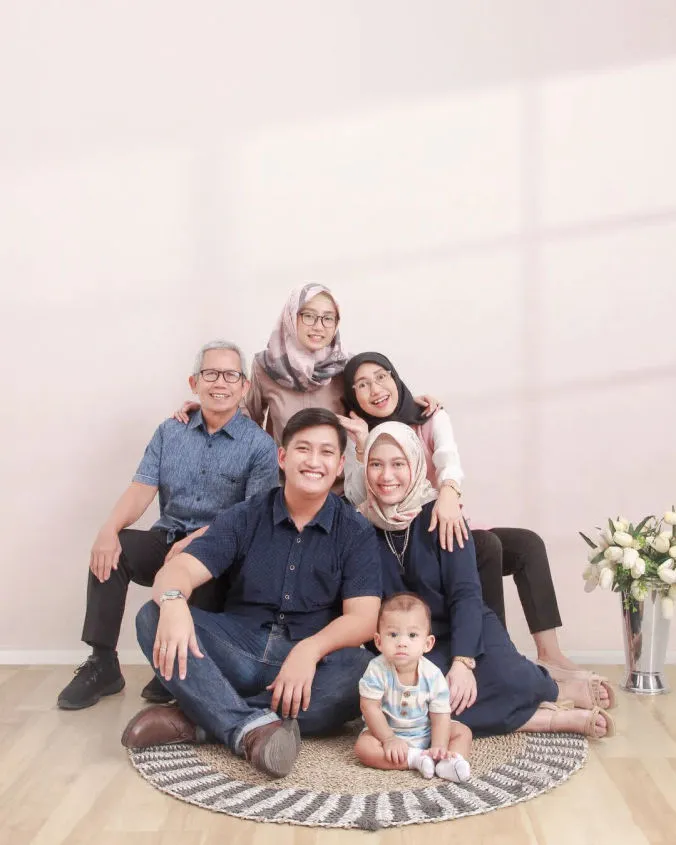 Foto Studio Keluarga di Cabang BQ Square Tembalang Semarang